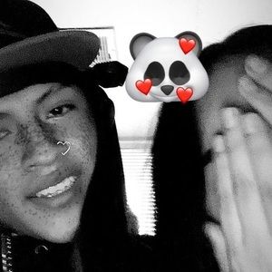 Meet your Posher, Ma